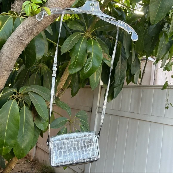 Marc Jacobs Croc Embossed Mini Crossbody Bag In Silver. - Picture 11 of 12